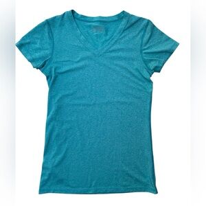 Eddie Bauer Women’s Short Sleeve V-Neck Shirt (size XS)